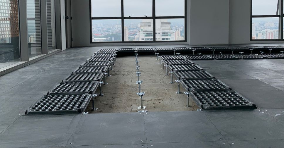 Piso elevado para eventos: saiba como usar